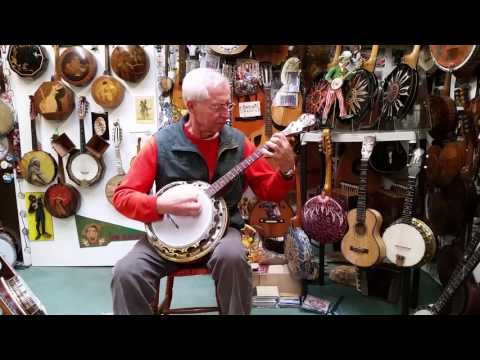G.Amendt testing 1930`s Frensh Tenor Banjo