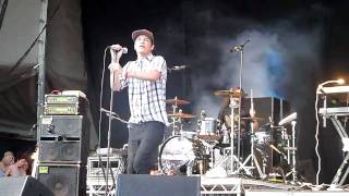 Hadouken! Mic Check Guilfest 2010 HD