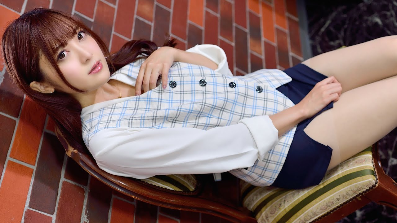 わかなさん／OL制服1＋ビキニ水着