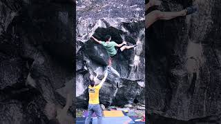 Video thumbnail of Lo strapiombo, 7c. Val Masino