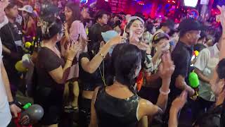 Pub Street! #pubstreet #khmerpost #songkran2025 #cambodia