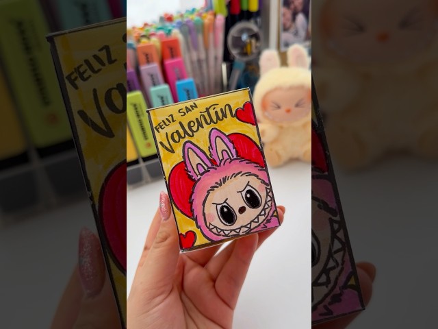 Vídeo relacionado con Negro Caja Regalo Grande 32x32x25 cm, Cuadrado Cajas de Regalo Premium con Tapa y Cinta para Regalos de San Valentín, Navidad, Bodas, Navidad Incluye Papel seda triturado Tarjetas sobre