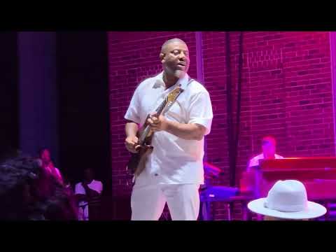 Jubu & Dave Hollister "Golden Time of Day" Live at VyStar Amphitheater  -  Frankie Beverly Tribute