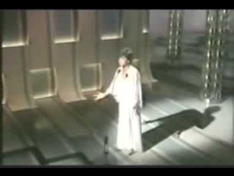 download lagu mp3 mp4 Shirley Bassey I Love You Hate You, download lagu Shirley Bassey I Love You Hate You gratis, unduh video klip Shirley Bassey I Love You Hate You