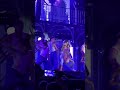 Lola Indigo y Ana Mena presentan por sorpresa en directo su tema juntas “pa ti toa”