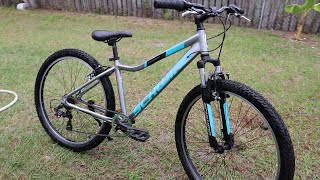 Trash pile bicycle find - Schwinn Standpoint