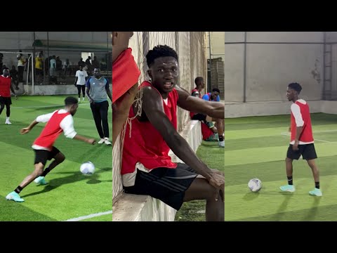 Match tendu, Un freestyler parmi les joueurs pro! Regardez😳🔥⚽️