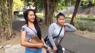 Download lagu Pengamen lucu pilih janda atau perawan mp3 Download lagu Pengamen lucu pilih janda atau perawan mp3