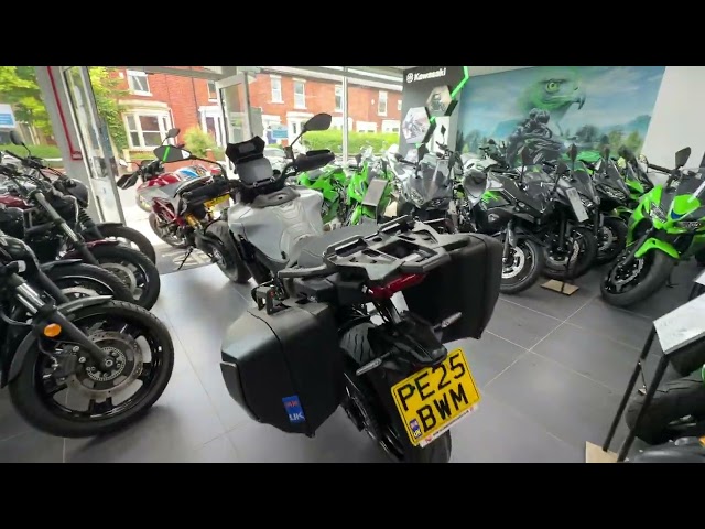 TRACER 9 GT (MTT890D)