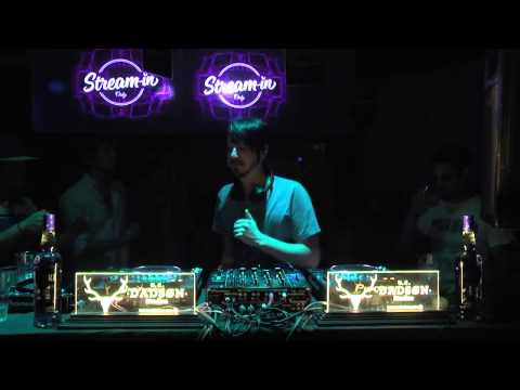 Loko playing @ Only Club (Argentina)
