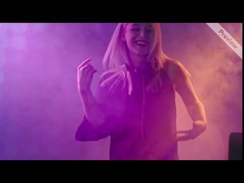 Piano Tiles: Marshmello Music Dance Video