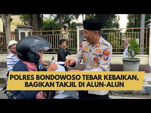 POLRES BONDOWOSO TEBAR KEBAIKAN, BAGIKAN TAKJIL DI ALUN-ALUN