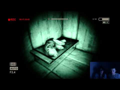 Outlast :: Millbee & Jazz Play - Episode #4- 'Scary Stuff'