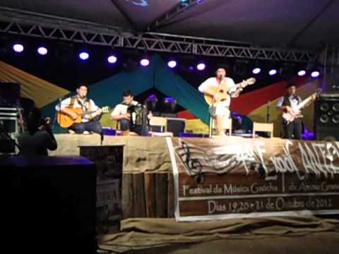 UMA CENA DE CAMPO E FRONTEIRA