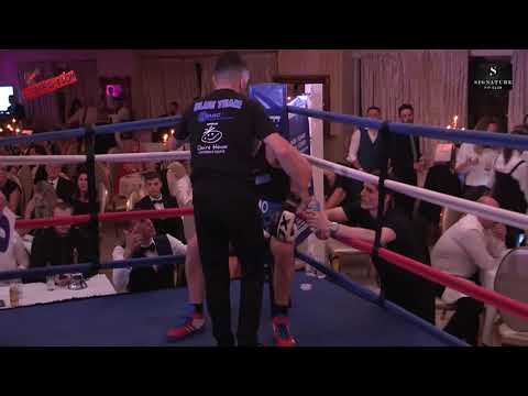 Signature Fit Club – Fight Night – Chris Dermody Vs Charlie Anderson