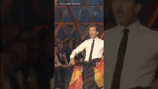 Download lagu Antonio Banderas performing Desperado (1995) - Cancion del Mariachi mp3 Download lagu Antonio Banderas performing Desperado (1995) - Cancion del Mariachi mp3