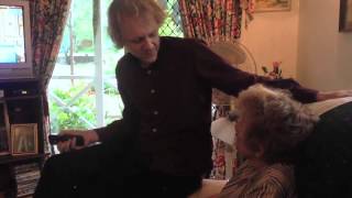 Grandma Mona and Josh Thomas talk 'Please like me.' video