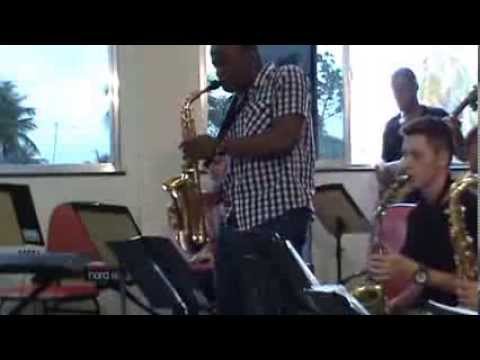 It's Time Big Band / José Victoriano Netto