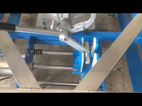 Automatic butterfly valve opening / closing system on IBC docking station