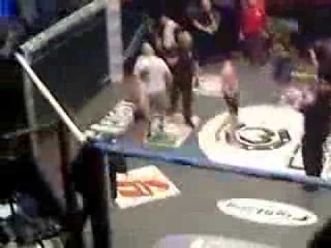 Damien"The Rage" Rooney Vs Bryan Creighton. Cage Warriors 65. Round 2