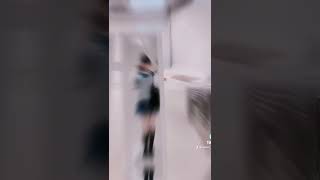 23歳なのに制服着ちゃいました...?(ノリノリなダンスww) #japanesegirl #ゼロイチファミリア #高身長女子 #制服 #コスプレ #制服ディズニー #制服ダンス