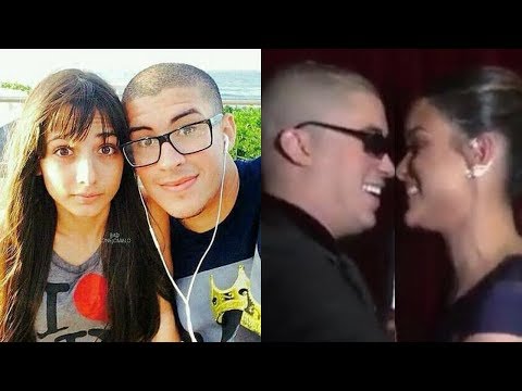 download lagu mp3 mp4 Bad Bunny Novia, download lagu Bad Bunny Novia gratis, unduh video klip Download Bad Bunny Novia Mp3 dan Mp4 Youtube Gratis