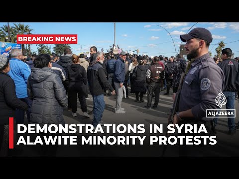 Syrian Alawite minority protests turn violent after Homs mosque explosion