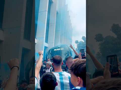 Así fue el recibimiento del Málaga vs. Racing de Santander