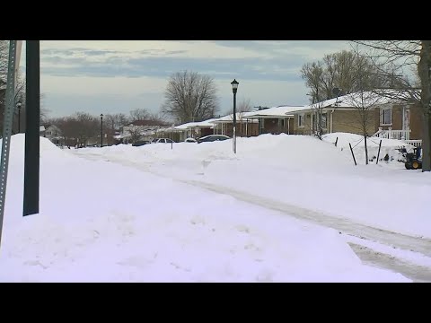 Cheektowaga neighborhoods digging out as some roads are still snow-stricken