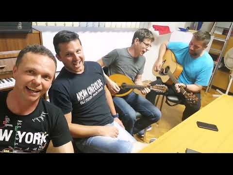 More snova, Klapa Intriga Rijeka