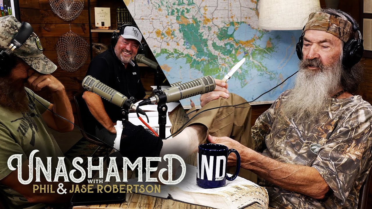 Ep 515 | Phil Robertson Is Recovering from Stabbing Himself with a Knife