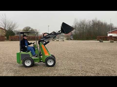 Video: Croni L07 Highlift mini loader 1