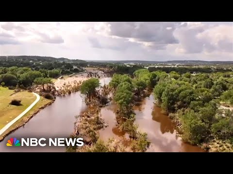 Hundreds of 911 calls from Texas floods released