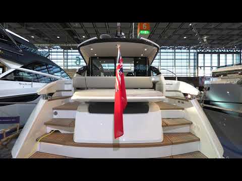 Walk Through the 2021 Fairline Targa 45 GT