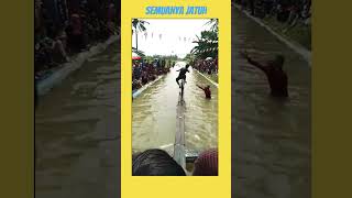 Download lagu lomba naik sepeda diatas air #17agustus #harikemerdekaan mp3