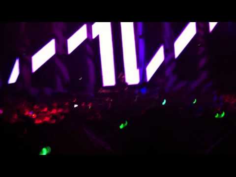 Avicii @ Zoukout 2011 Singapore!