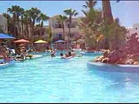 La Colita at the pool in Hotel Nesrine