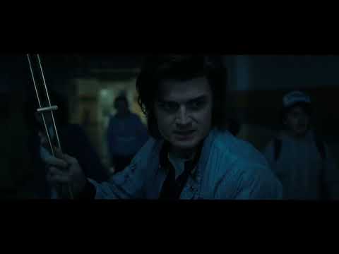 Steve vs Lucas Max Robin Dustin Nancy strange things 4 #strangerthings