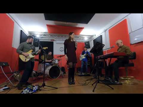 Live Wedding Music Band in Florence Tuscany Italy - The Somethings