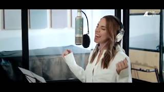 Alex Christensen &amp; The Berlin Orchestra - Around The World (feat. Melanie C)