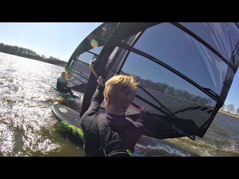 SUMMER IS COMING! Sunny windsurfing day in spring :-)