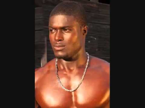 Angele Smith  ' Falling to Pieces' (Bad Suh Riddim)