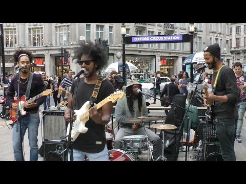 The Thirst: "Stereo" - Busking in London
