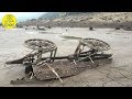 When This Oregon Lake Dried Up In 2015, The Relics Of An Eerie Ghost Town Emerged