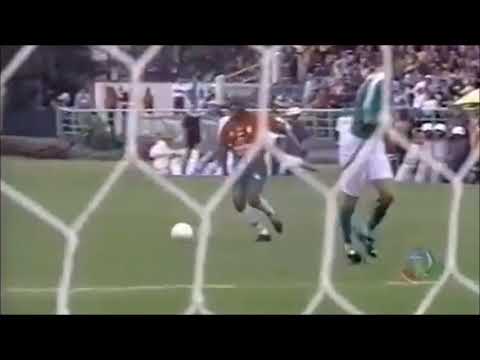 Equipe Líder: Ennio Rodrigues narra gol da Portuguesa (09/08/2003)