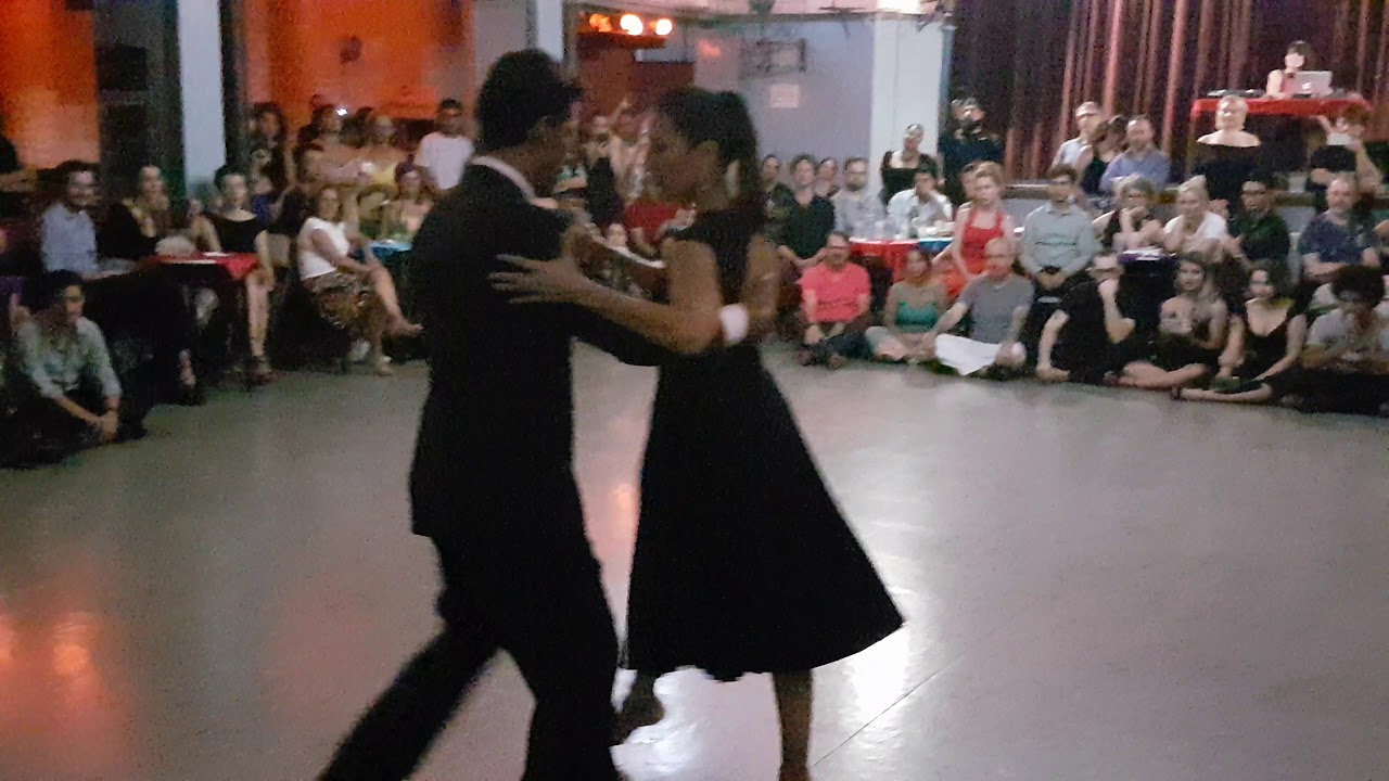 Virginia Gómez y Christian Márquez "LOS TOTIS" en Viva La Pepa Milonga! Enero 2020 (1/4)