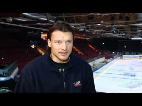 Toni Mäkiaho Kiekko-Vantaassa 2010