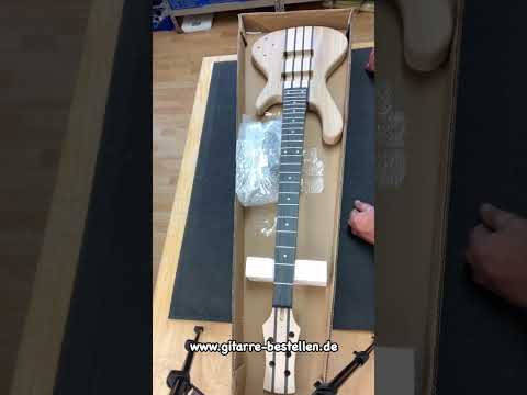 aktiver 5 Saiter E Bass Bausatz Through Neck, Esche Body