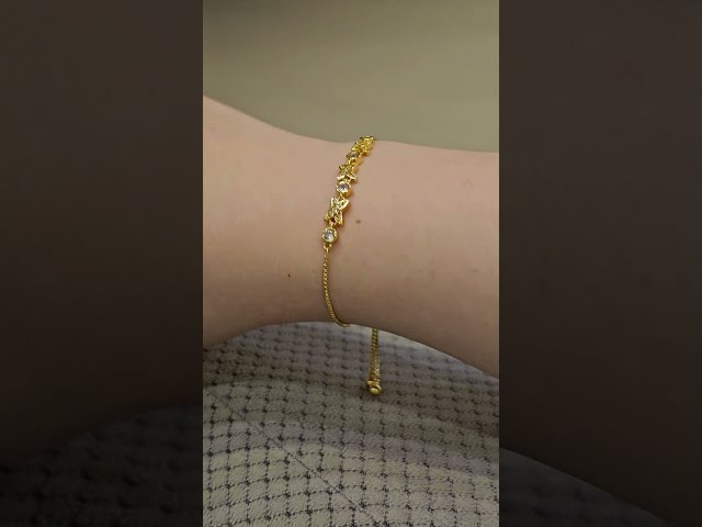 اسوارة ذهبية فخمة ياندورا مزينة باحجار