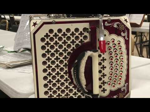 Little Joe Polka (Czech Vocals) - Downtown Minneapolis - Ernie Kucera